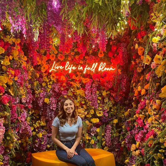 Meet your Posher, Kimberly - Picture 1 of 1